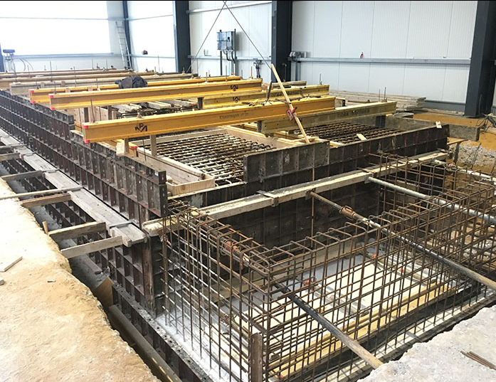 Impressionen – Aufbau des Maschinenfundaments